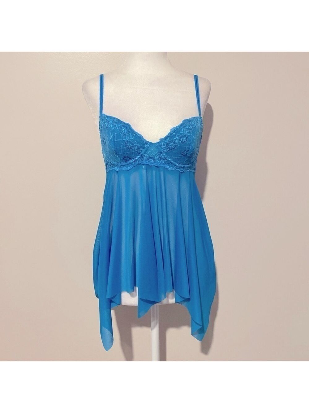 Victoria’s Secret Y2K turquoise shimmer flow bustier camisole top